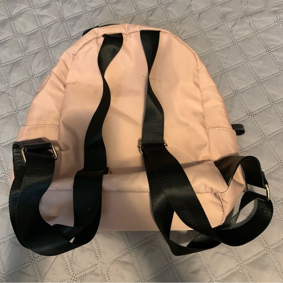 Pink backpack - Picture 4 of 4